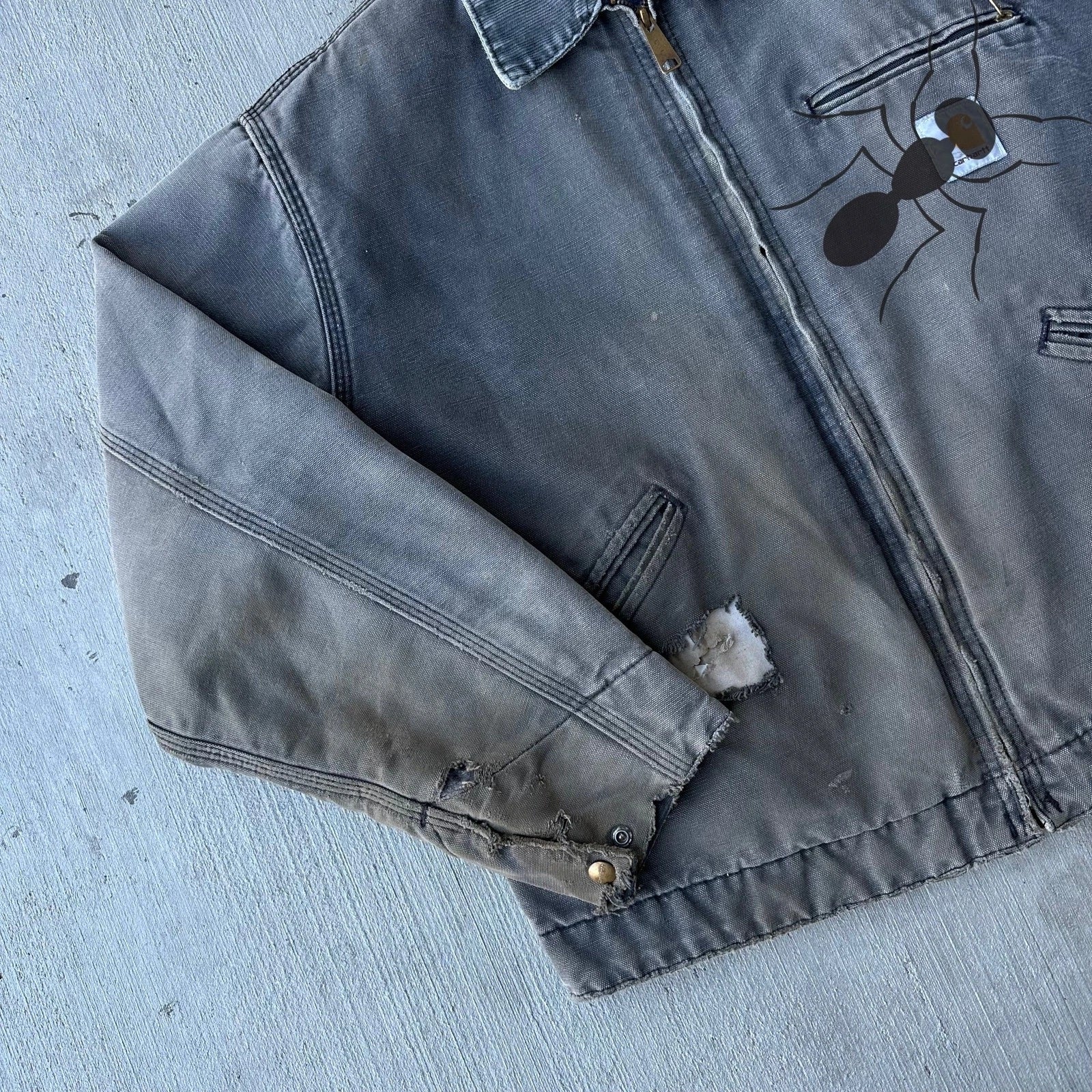 Vintage Y2K Carhartt gray Detroit work wear jacket